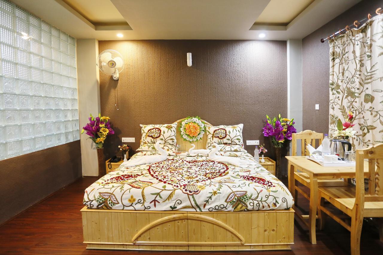 Hotel Shefaf Durgjan المظهر الخارجي الصورة